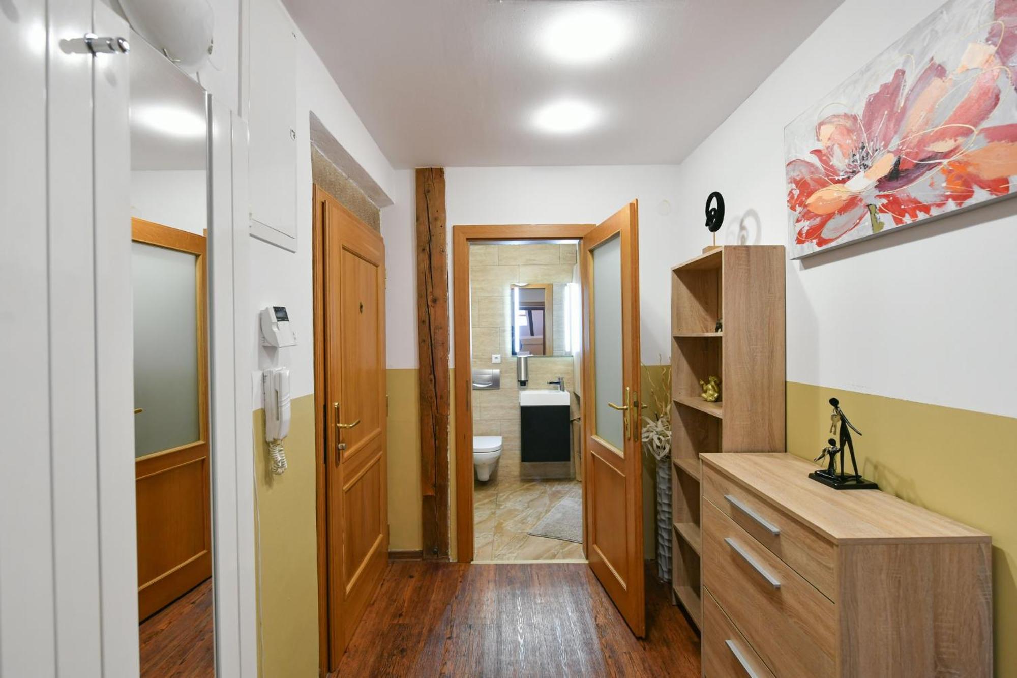 Amazing Charles Bridge Apartment Prag Exterior foto