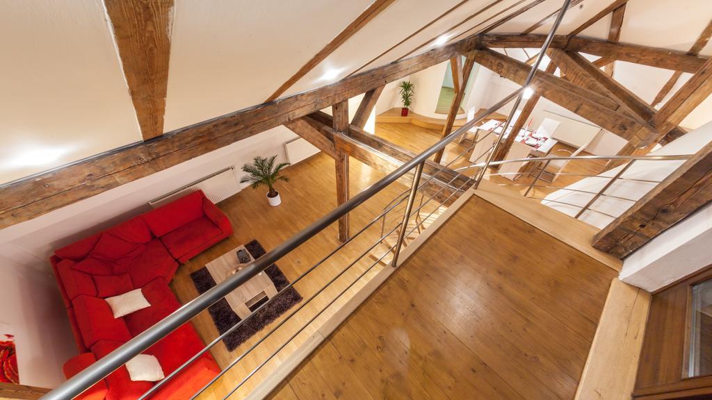 Amazing Charles Bridge Apartment Prag Zimmer foto