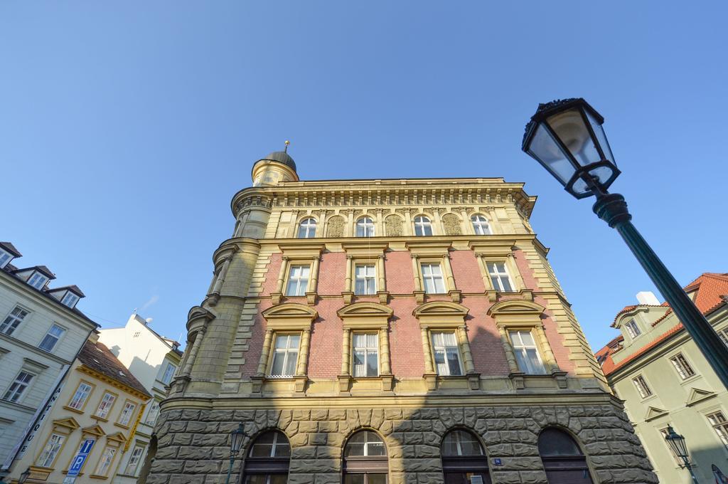 Amazing Charles Bridge Apartment Prag Exterior foto