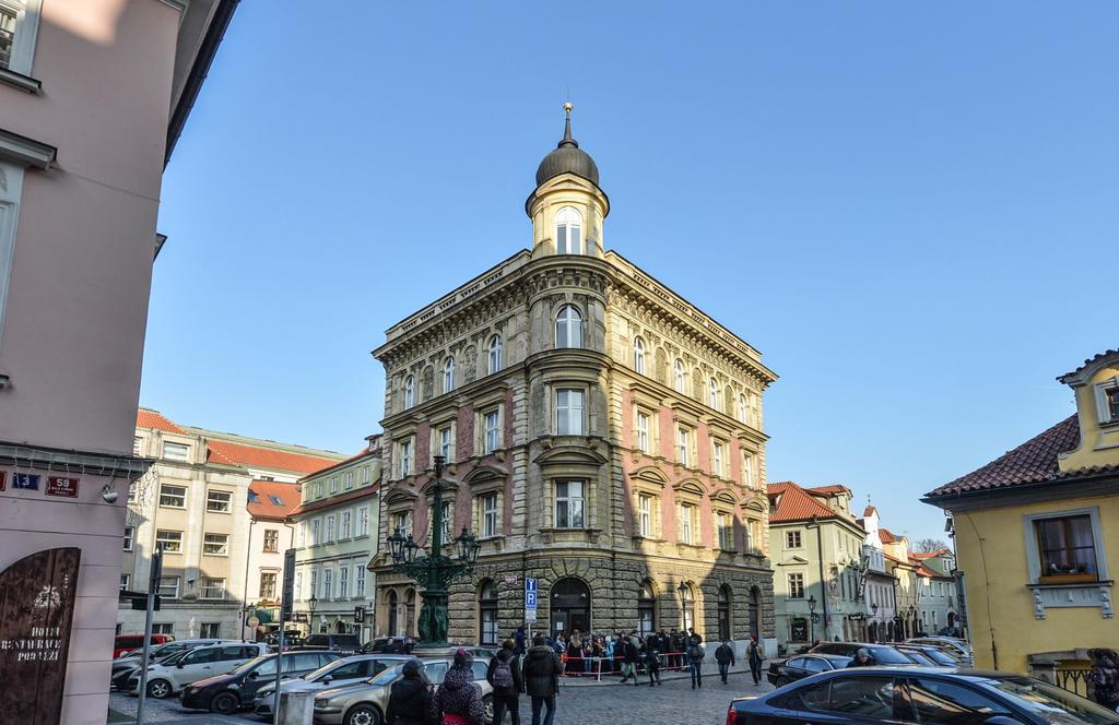 Amazing Charles Bridge Apartment Prag Exterior foto