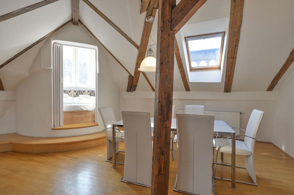 Amazing Charles Bridge Apartment Prag Exterior foto